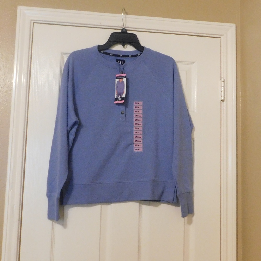 GAP Women's Henley Sweatshirt Size: S